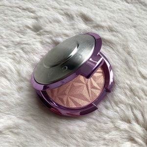NIB BECCA Original Packaging Shimmering Skin Perfector Pressed Highlighter